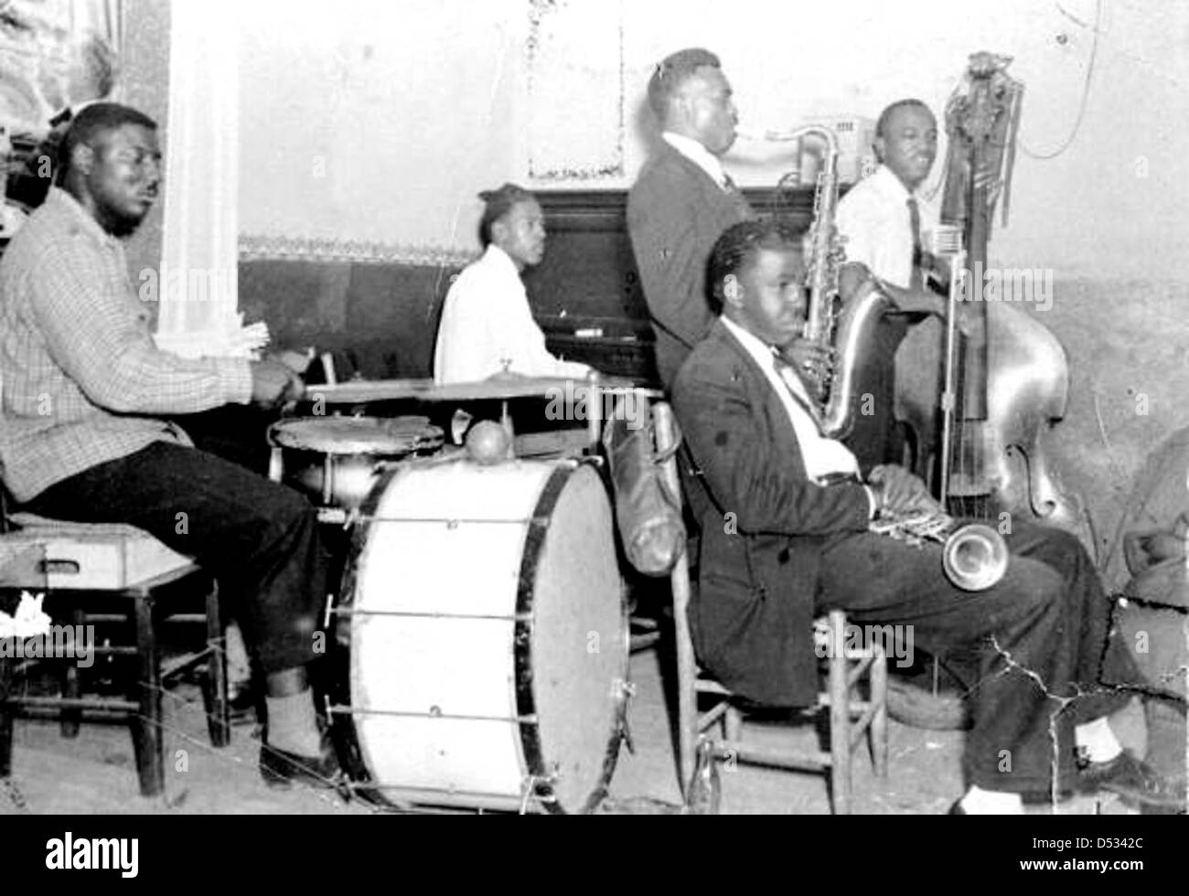 1950s jazz club Black and White Stock Photos & Images - Alamy