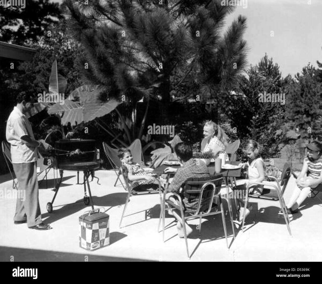Family bbq cookout Black and White Stock Photos & Images - Alamy