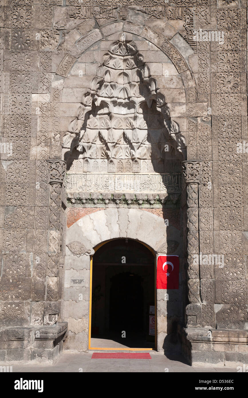 yakutiye madrasa, town of erzurum, eastern anatolia, turkey, asia Stock ...