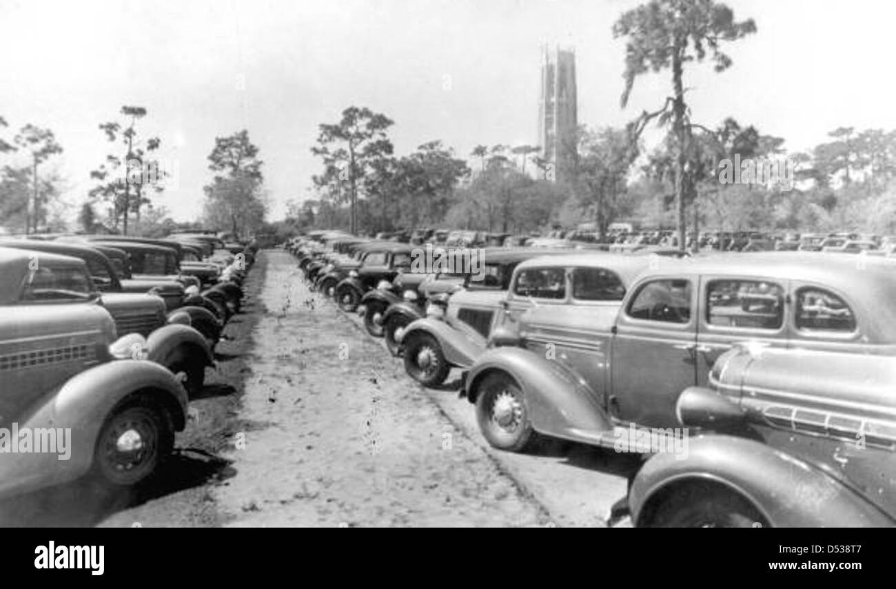Parking lot at Bok Tower: Lake Wales, Florida Stock Photo