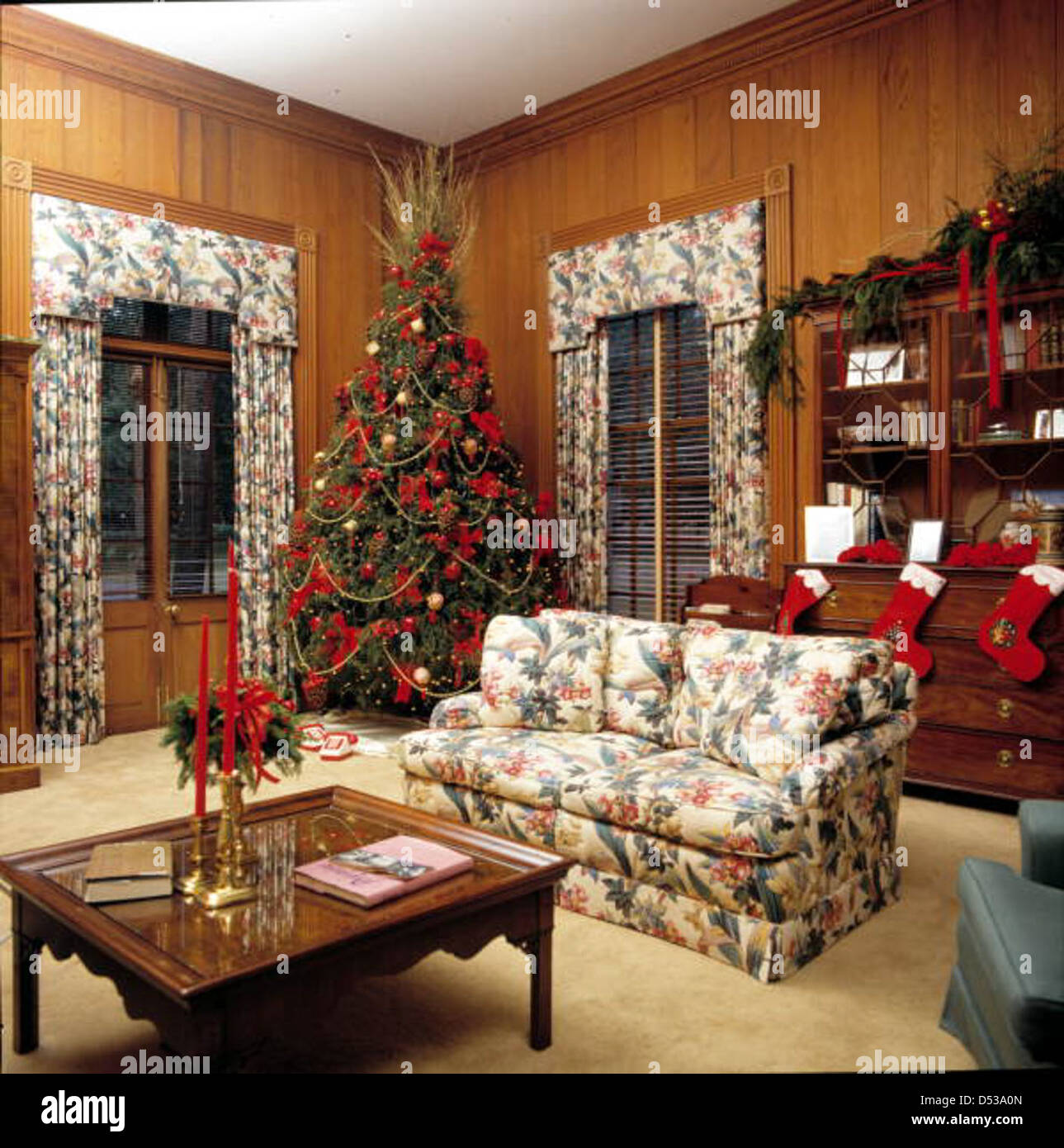This image shows the family room at the Governor’s Mansion in ...