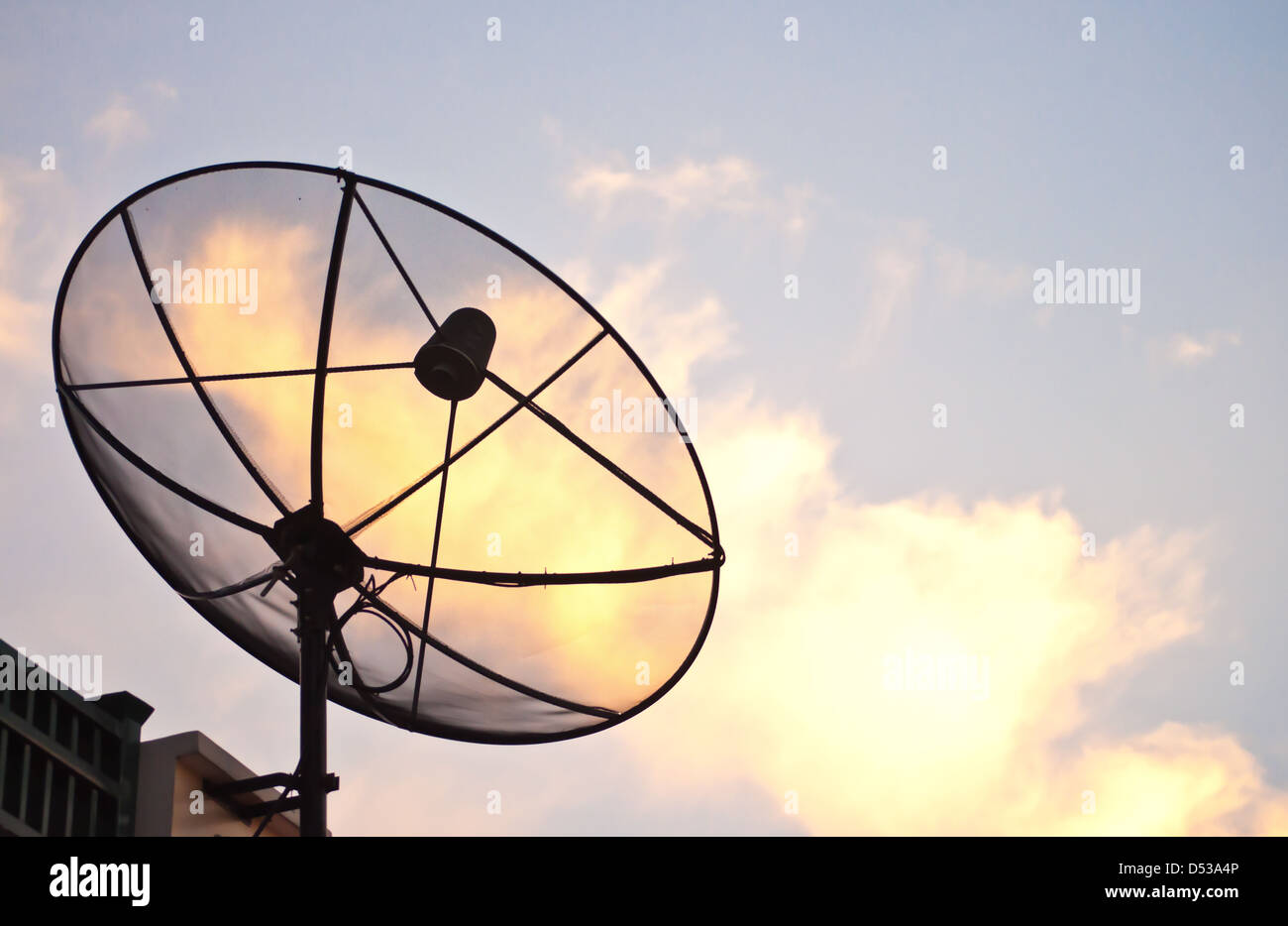Big satellite dish hi-res stock photography and images - Alamy