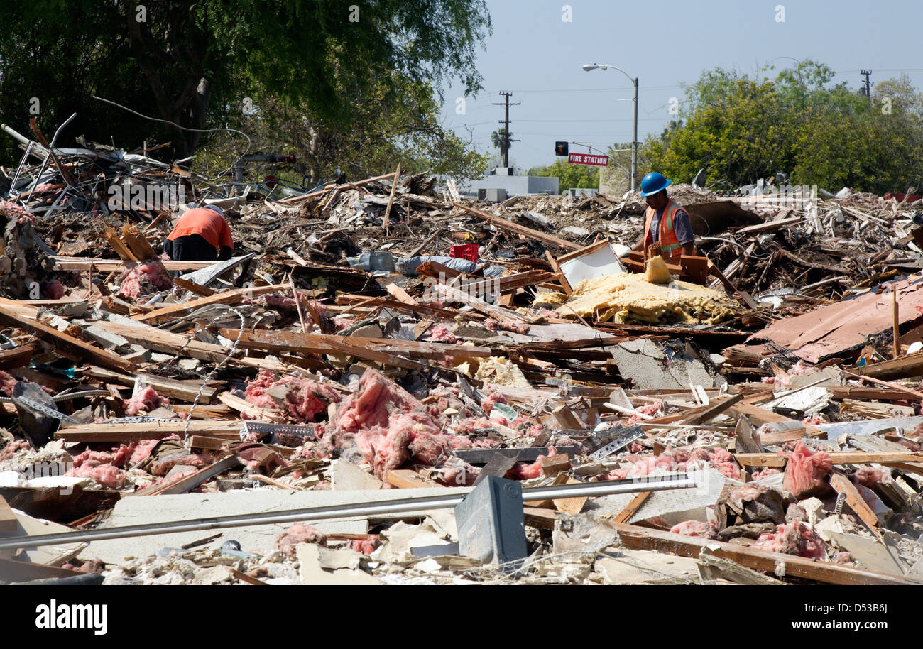 Demolition Debris Removal Stock Photo - Alamy