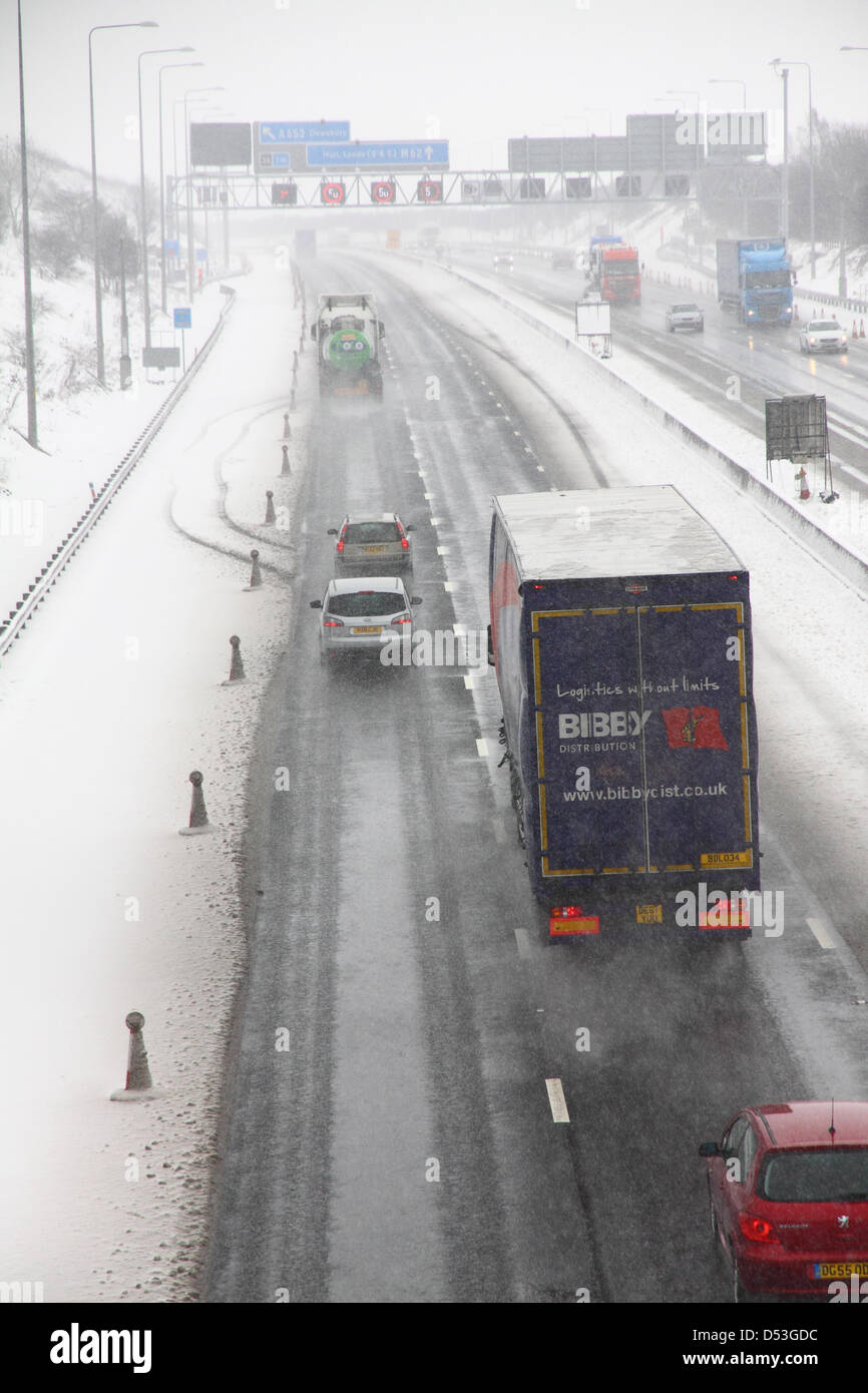 m62 snow high resolution stock photography and images alamy m62 snow high resolution stock photography and images alamy