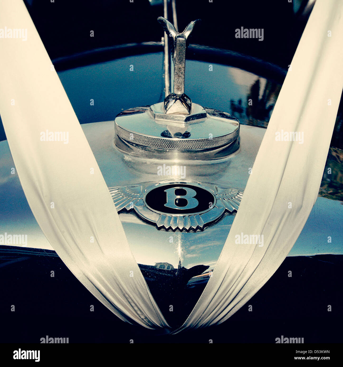 Bentley wedding car Stock Photo - Alamy