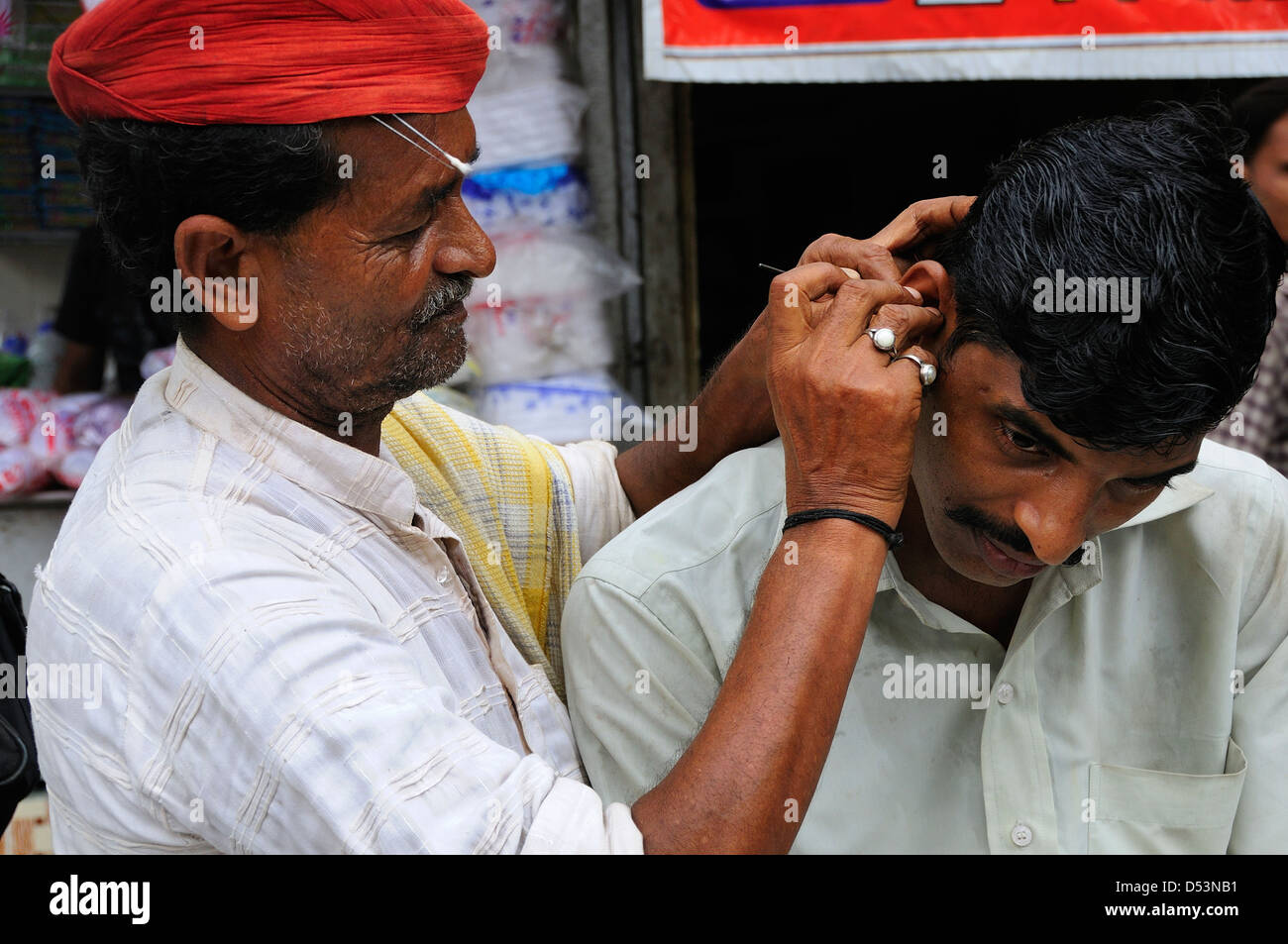 Indian street cleaner hires stock photography and images Alamy