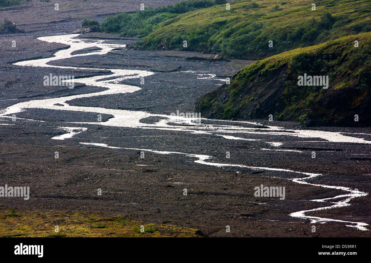 Braided river and gravel riverbed south of Eielson Visitor Center, Denali National Park, Alaska, USA Stock Photo