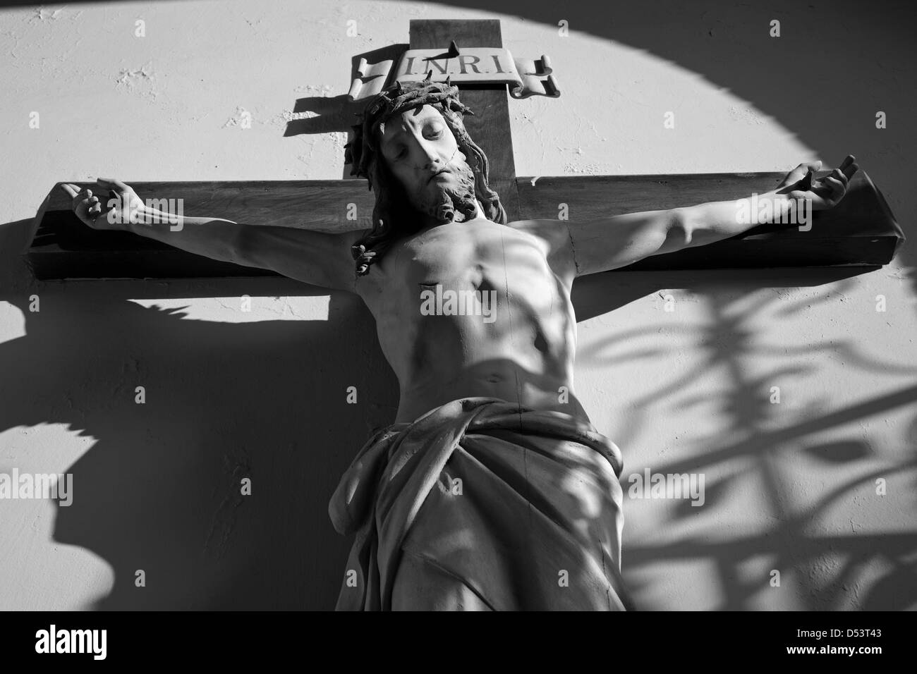 Jesus christ on cross Black and White Stock Photos & Images - Alamy