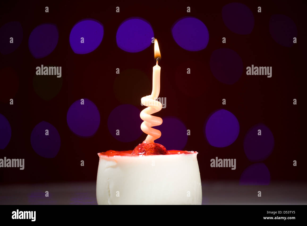 Birthday cake with lots of candles hi-res stock photography and images ...