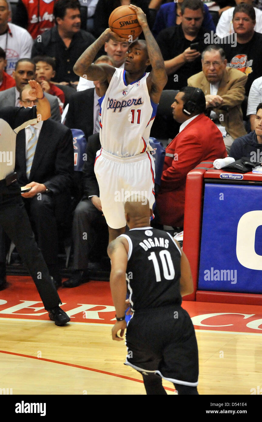 Jamal Crawford in Clippers Hollywood Black Jersey Dribbles the Ball 2016 -  Clippers News Surge NBA Gallery - Los Angeles Clippers Pictures & Photos