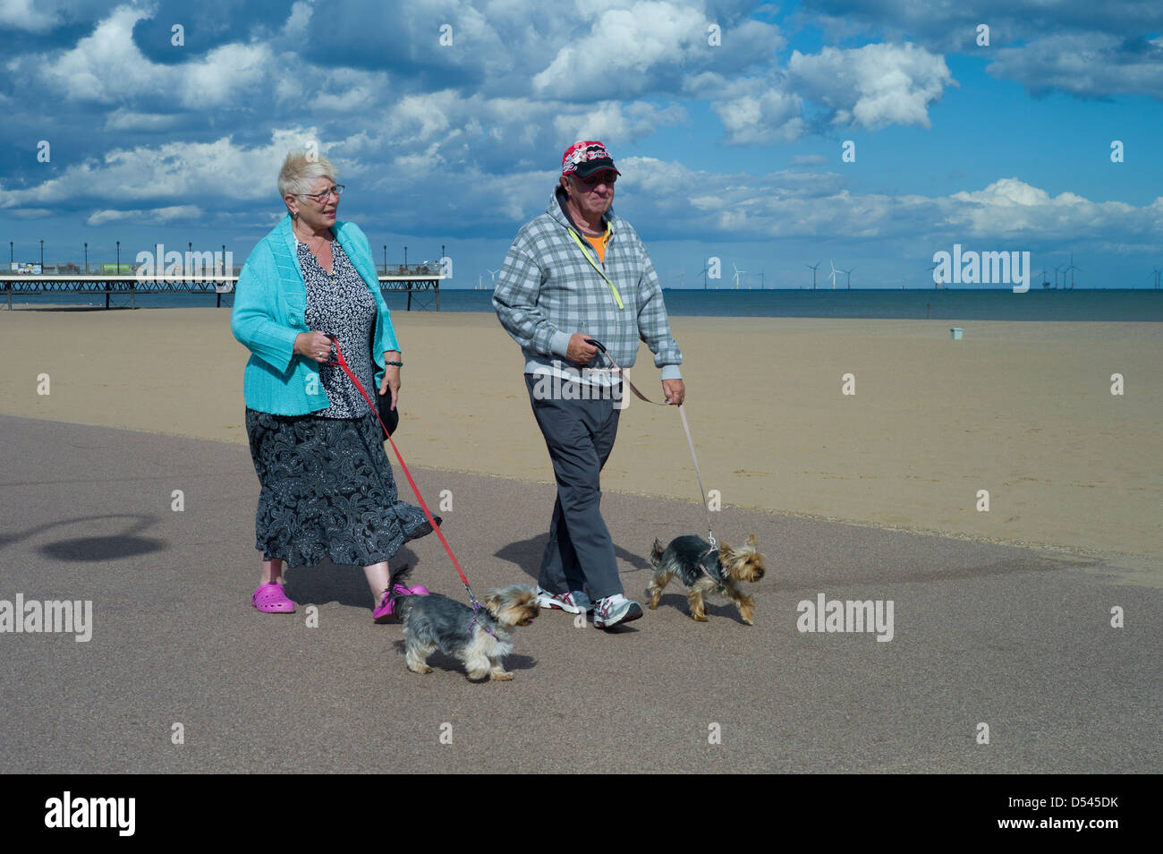 Skegness beach lincolnshire promenade hires stock photography and