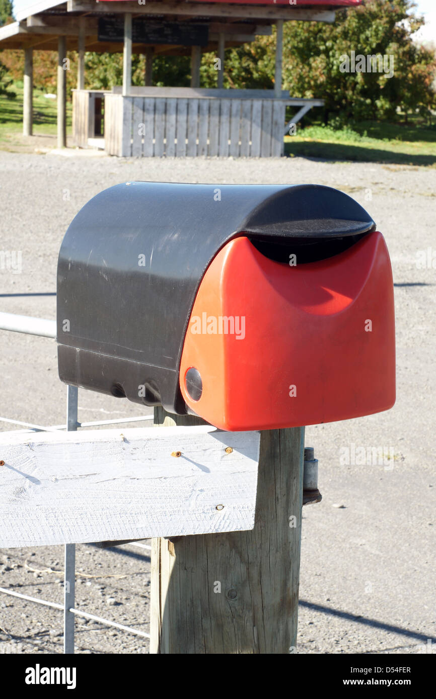 Mail box in new zealand hi-res stock photography and images - Alamy