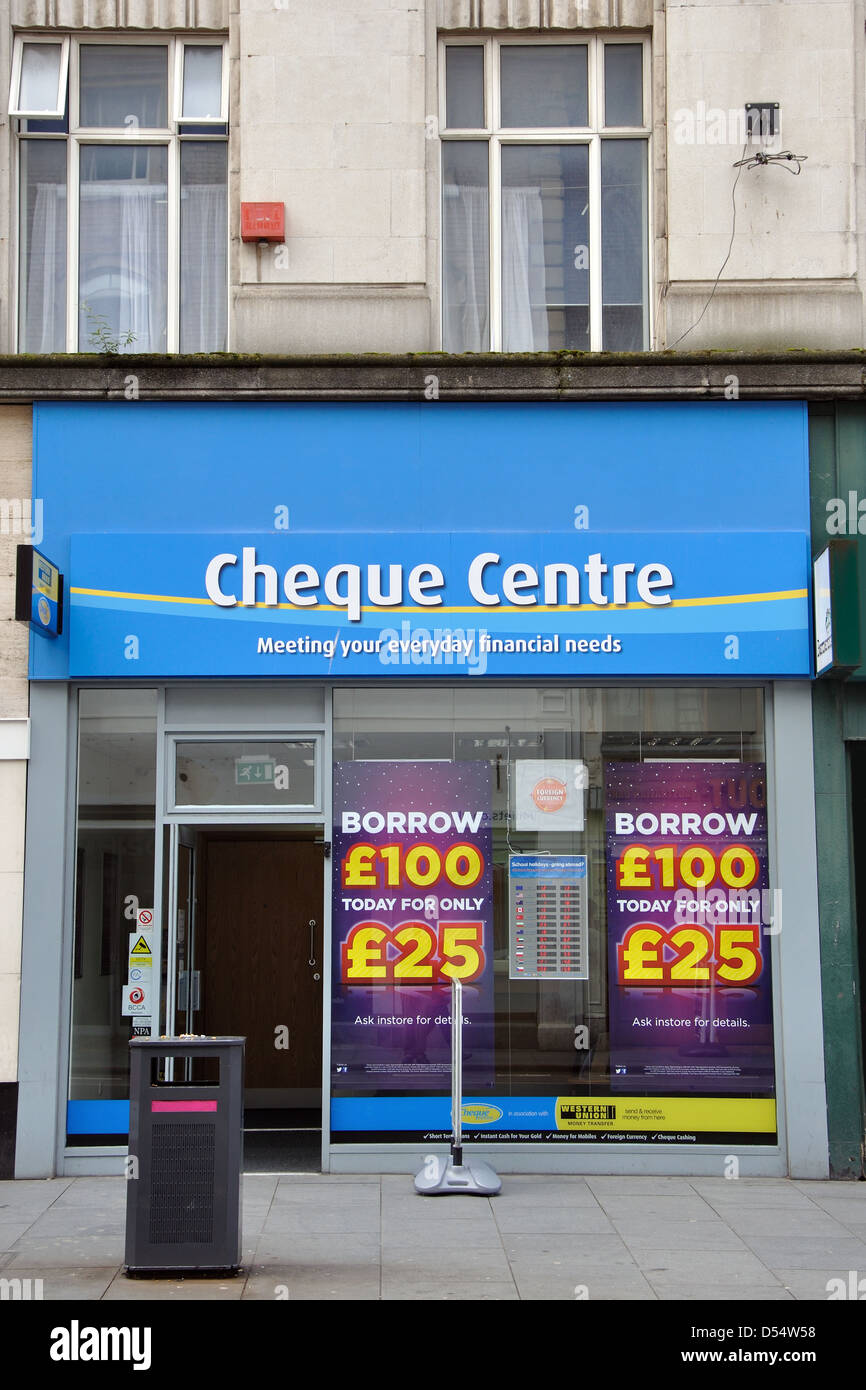 Cheque Centre shop, Granby Street, Leicester, England, UK Stock Photo