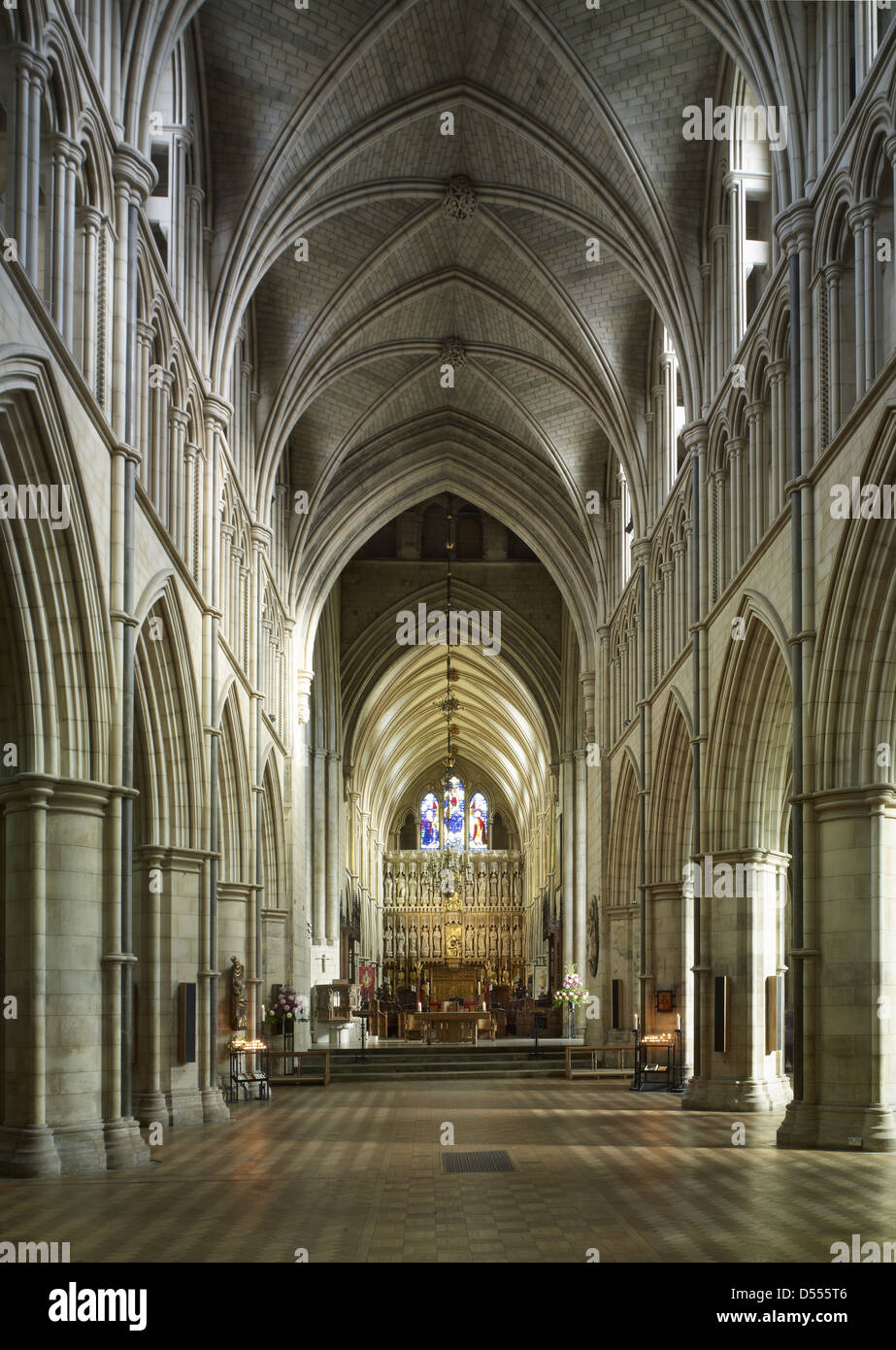 Southwark Cathedral nave to east Stock Photo