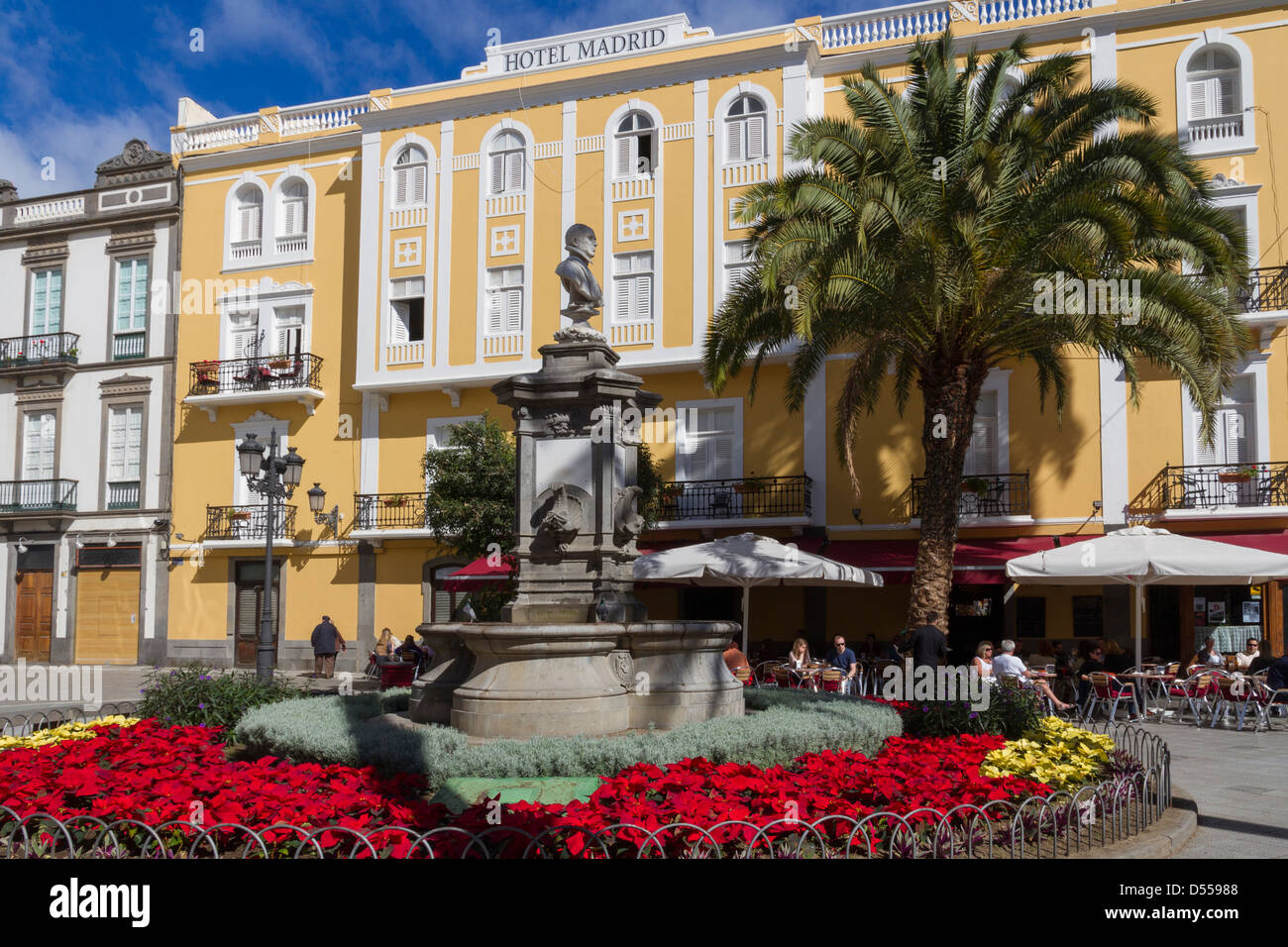 Spain Canary islands, Grand Canary, Las Palmas, Cairasco square & Hotel  Madrid Stock Photo - Alamy