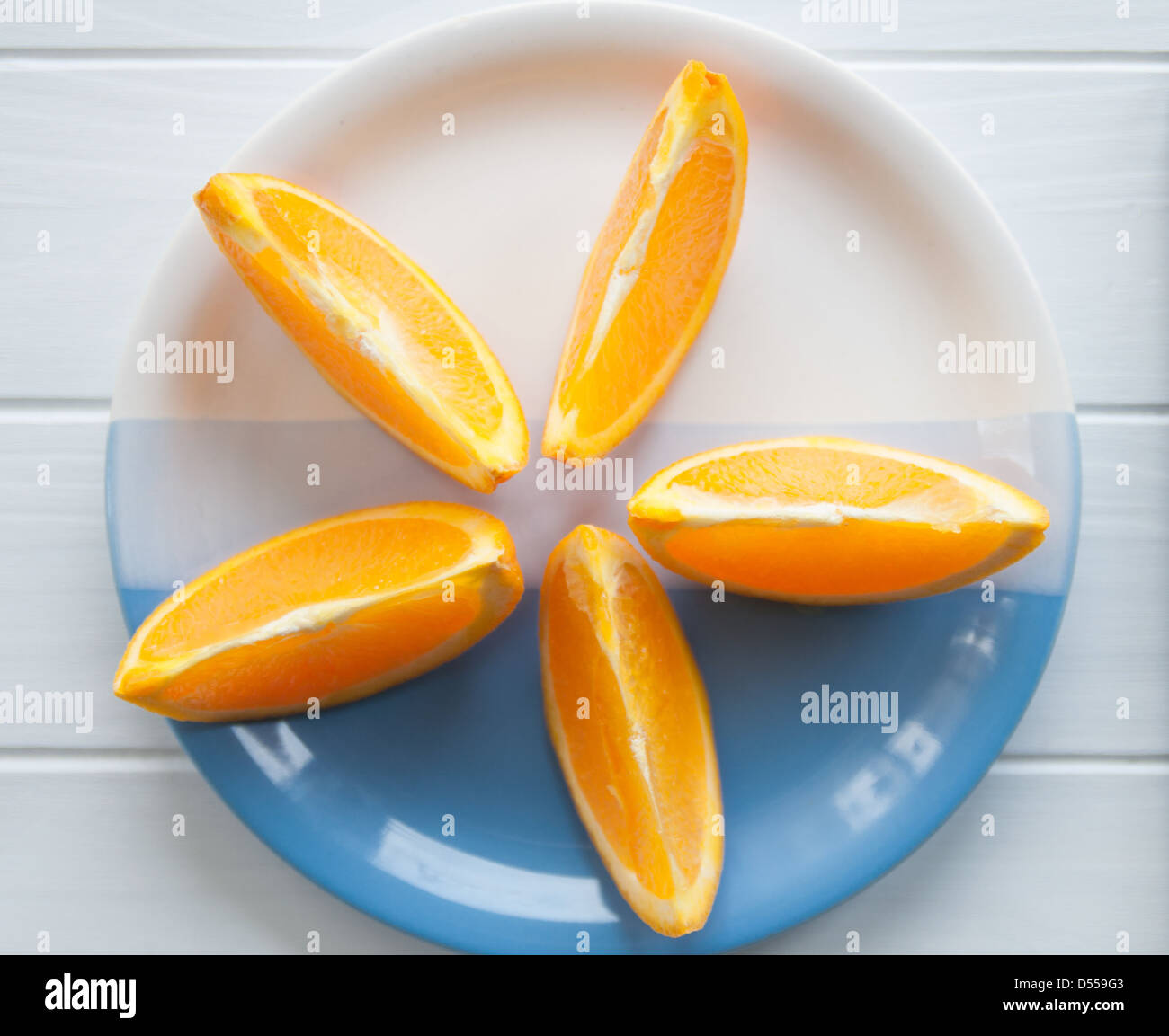 Five slices orange hi-res stock photography and images - Alamy