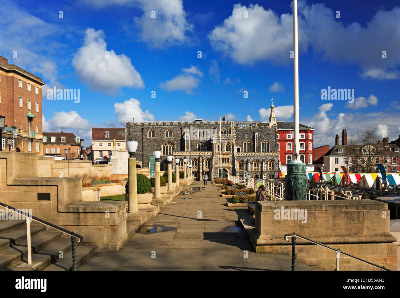 A view of the memorial gardens and Guildhall in the City centre of Norwich, England, United Kingdom. Stock Photo