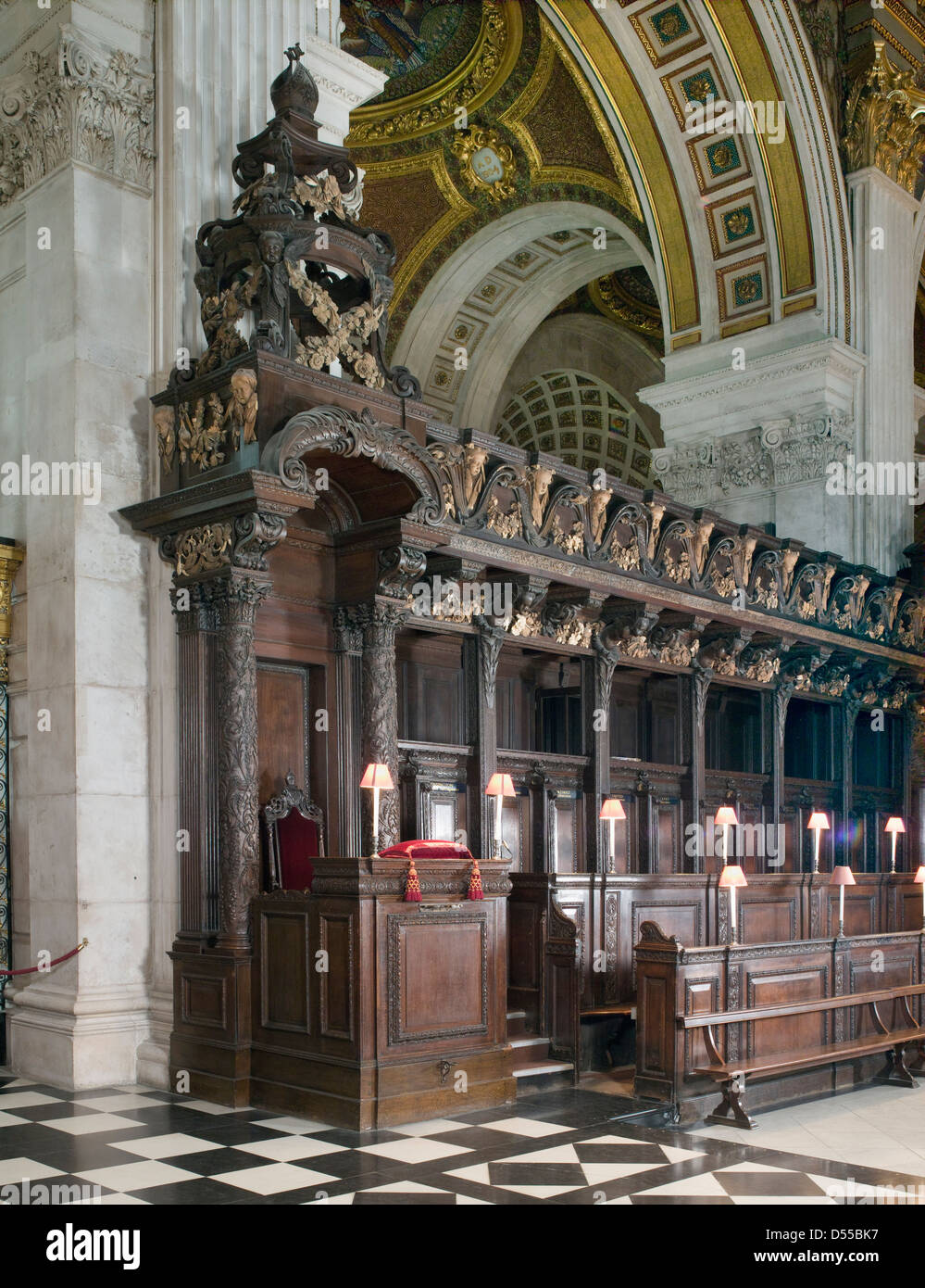 Bishop's throne, Saint Paul's Cathedral London Stock Photo
