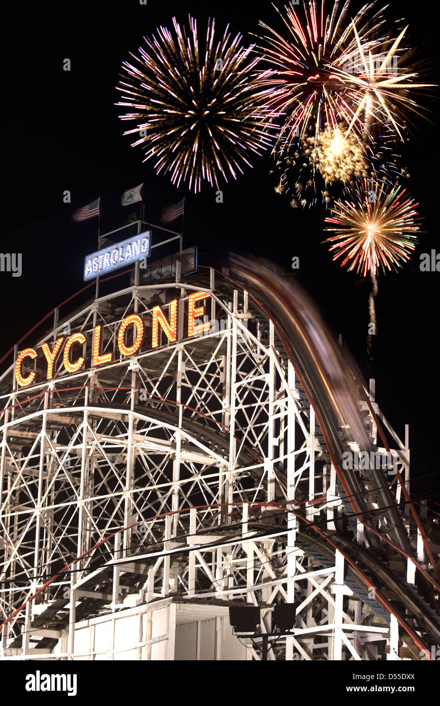 CYCLONE ROLLER COASTER (©VERNON KEENAN 1927) ASTROLAND AMUSEMENT PARK
