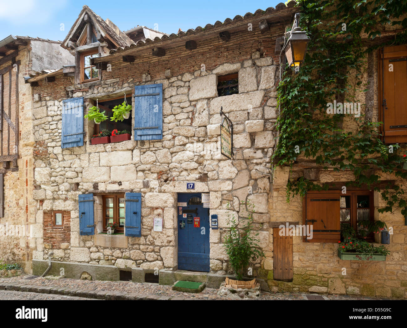 Old cottage, Bergerac, France Stock Photo