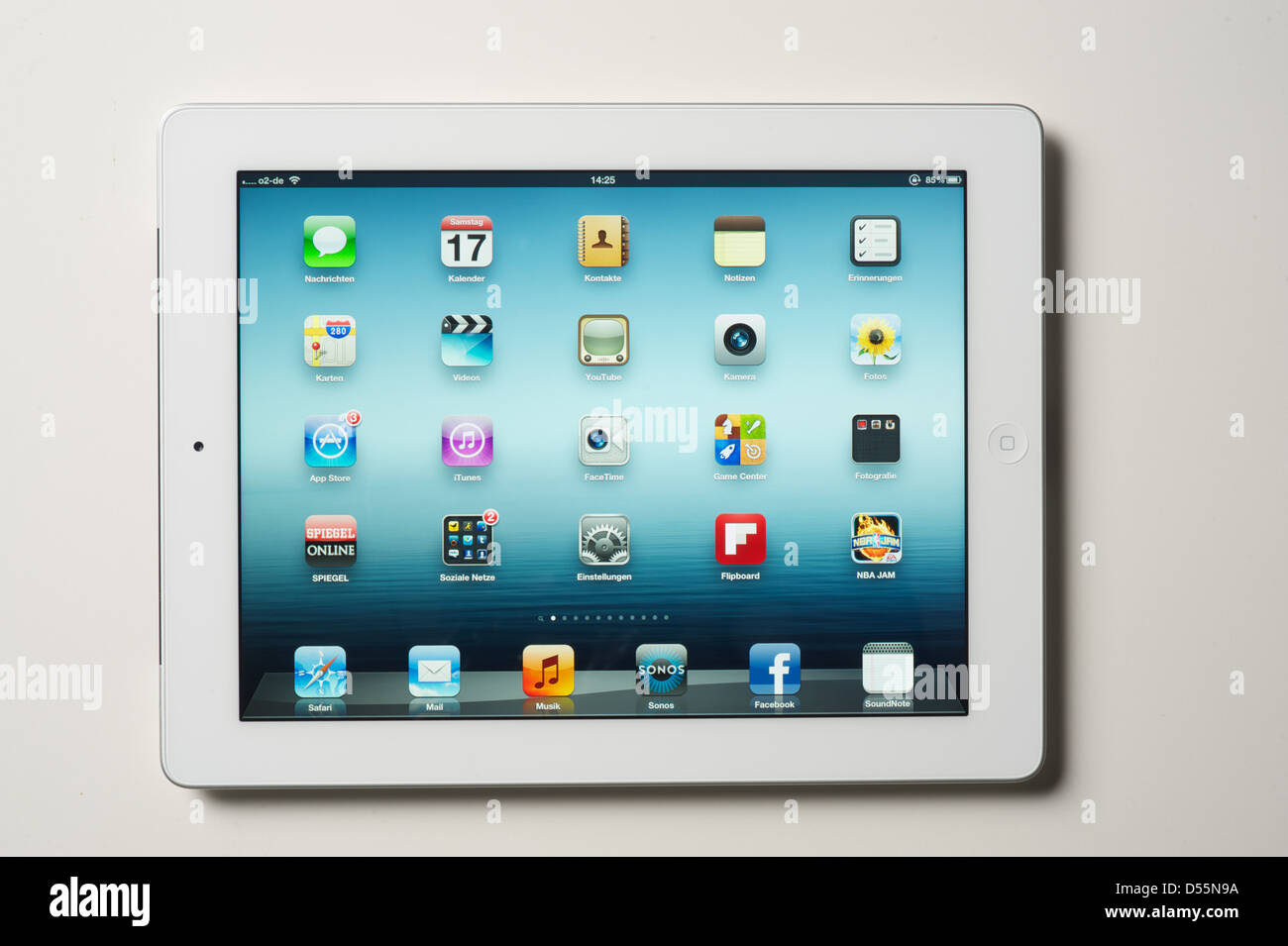 Hamburg, Germany, Apple iPad in White Stock Photo - Alamy