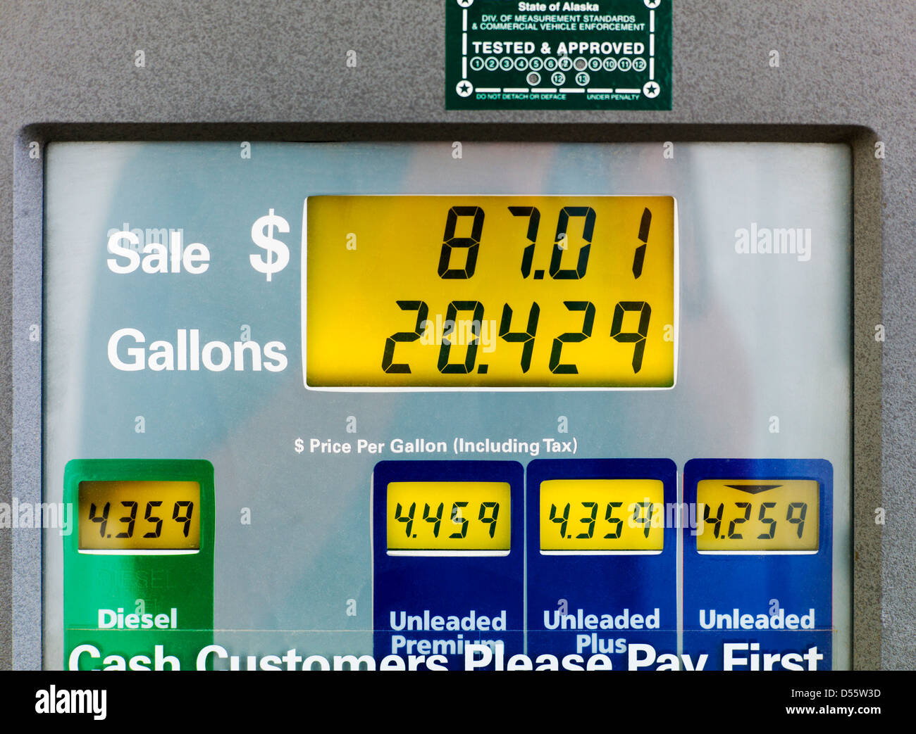 Automotive gasoline $4.29 per gallon ten miles north of entrance to Denali National Park, Alaska, USA Stock Photo