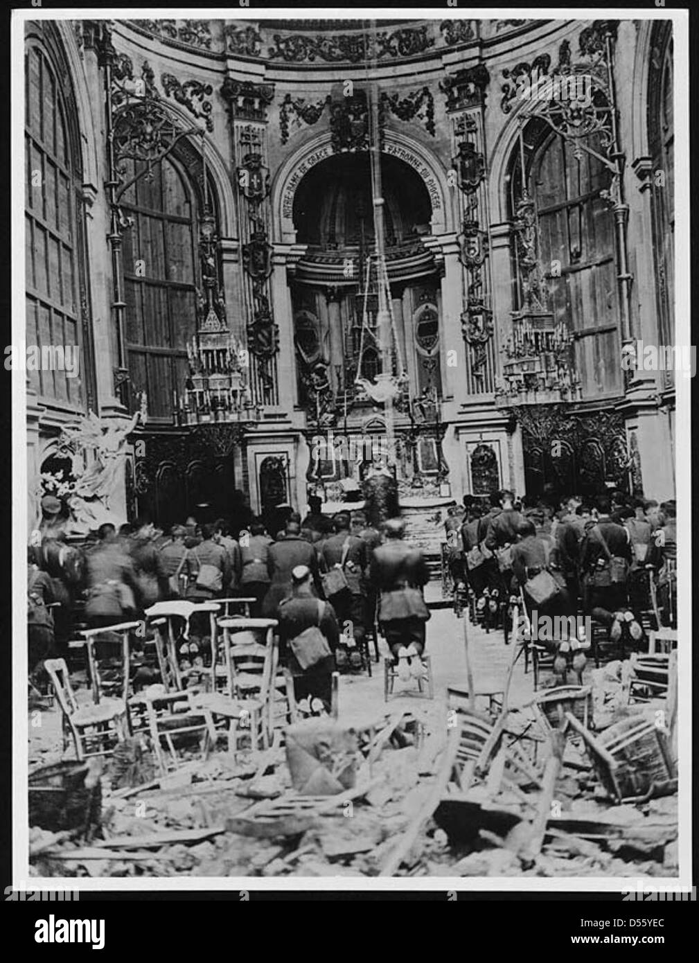 On Sunday October 13th 1918 a thanksgiving service in the Cambrai Cathedral for the deliverance of the Town Stock Photo
