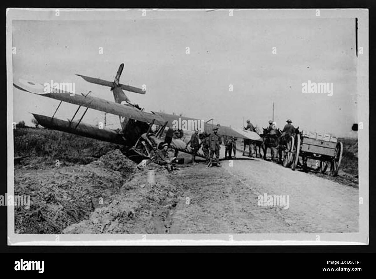 Equipment used in ww1 Black and White Stock Photos & Images - Alamy