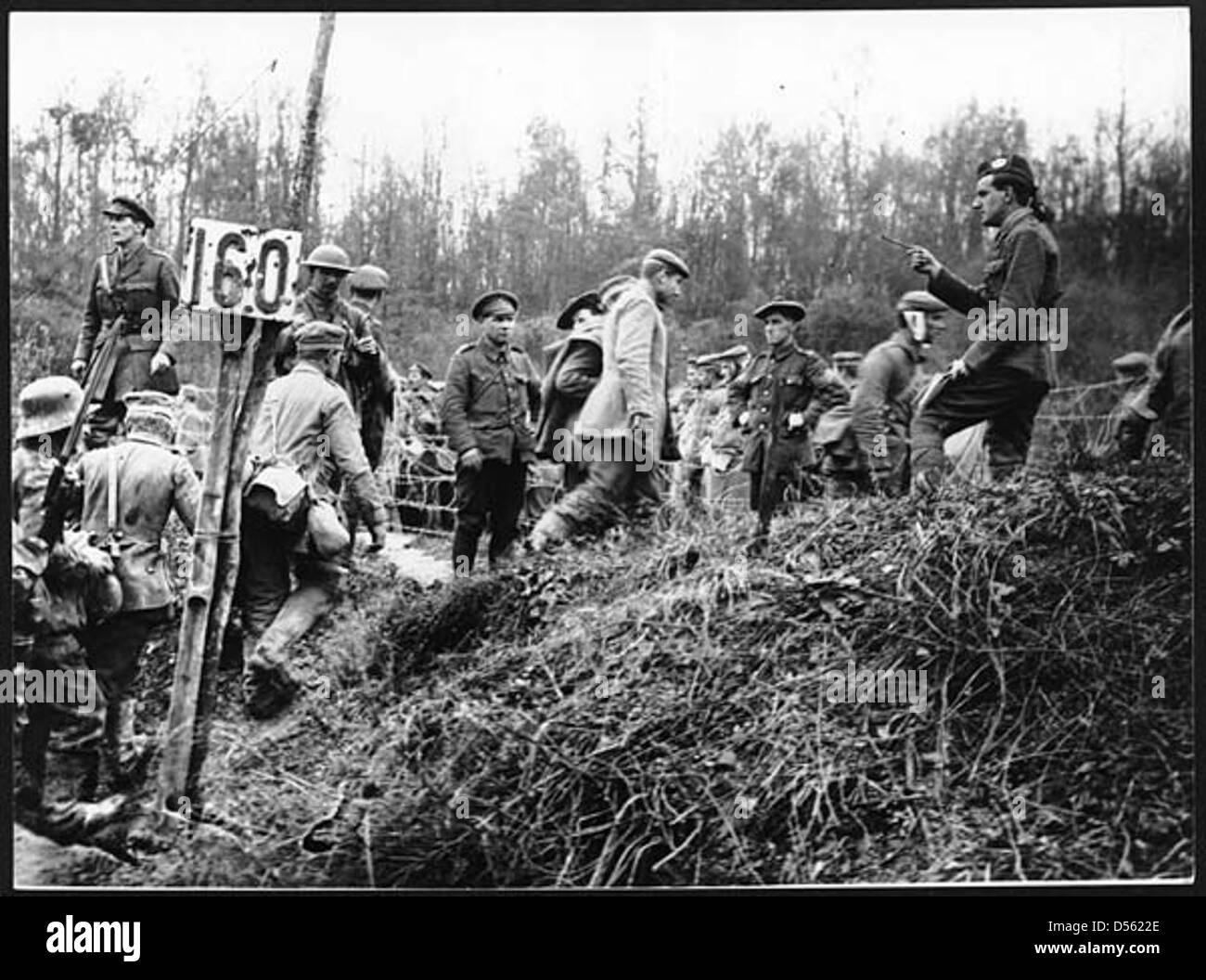 World war 1 prisoners Black and White Stock Photos & Images - Alamy
