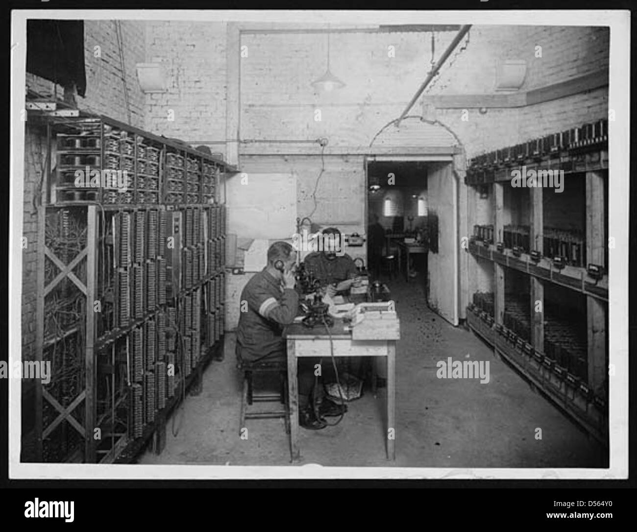 Signallers inside headquarters of R.E.S.S. in France, during World War I Stock Photo
