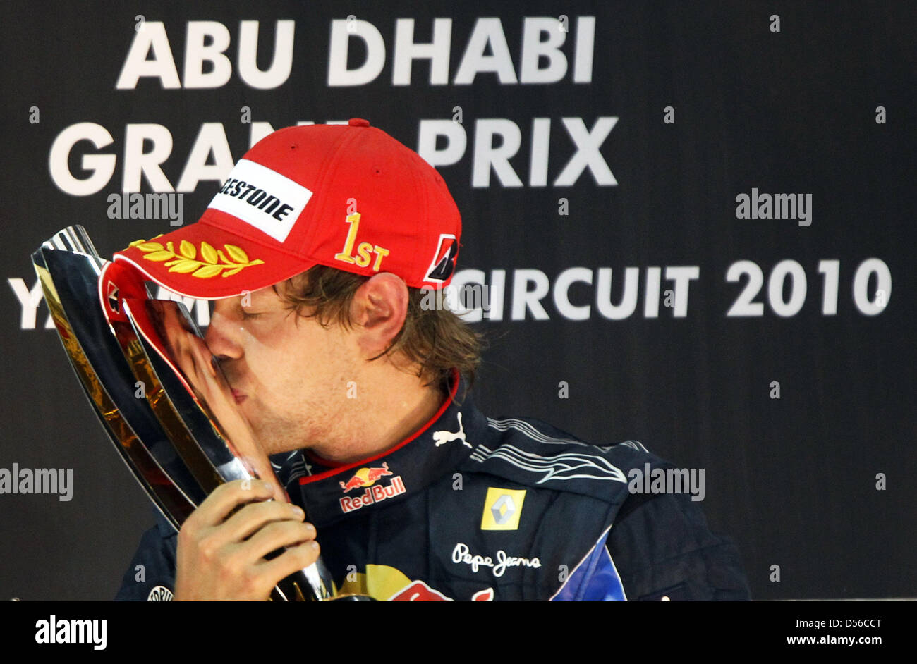 Seb Vettel 2010 Sebastian vettel abu dhabi 2010 hi-res stock photography and images - Alamy