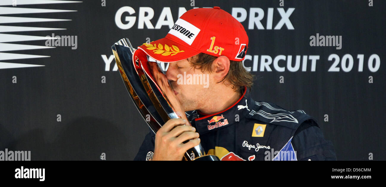 Seb Vettel 2010 Sebastian vettel abu dhabi 2010 hi-res stock photography and images - Alamy