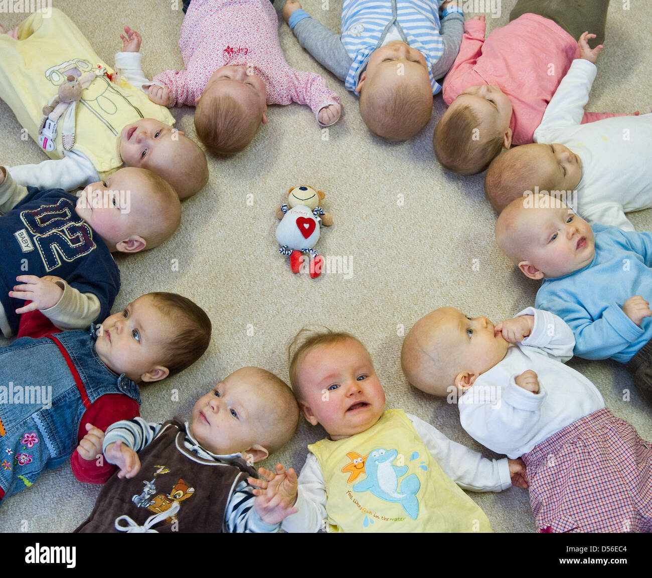 У меня будет много детей. Многодетная семья в америке. Счастливая многодетная мама. У меня будет много детей. Много детей.