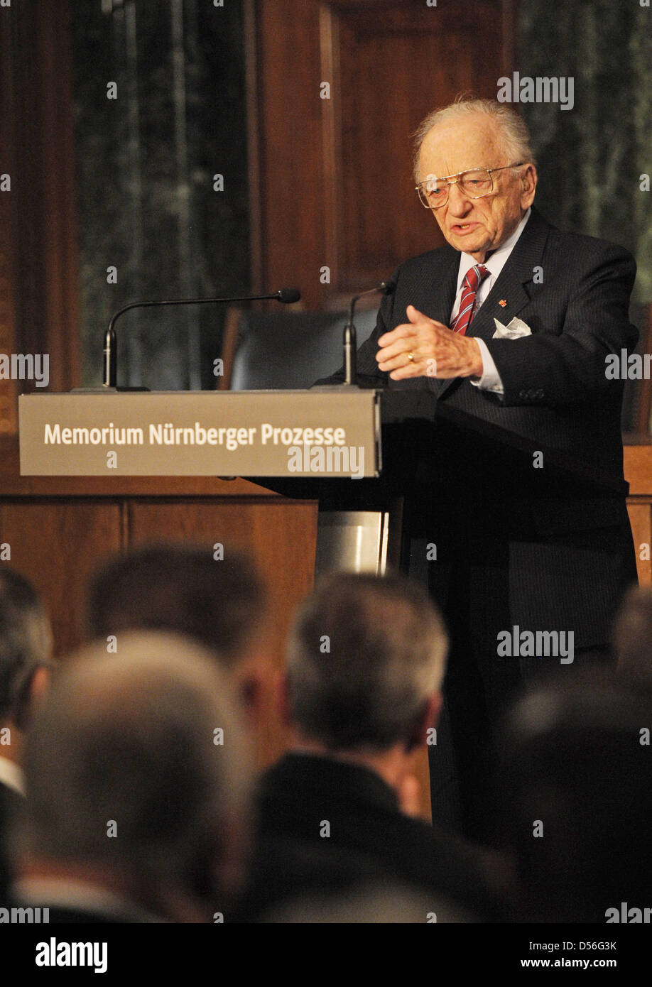 Former chief prosecutor of the Einsatzgruppen Trial Benjamin Ferencz speaks at the opening of the 'Nuremberg Trials Memorium' at the regional court Nuremberg-Fuerth in Nuremberg, Germany, 21 November 2010. The Nuremberg Trials were held in Room 600 of the state court, which has now been turned into a museum. Photo: ARMIN WEIGEL Stock Photo