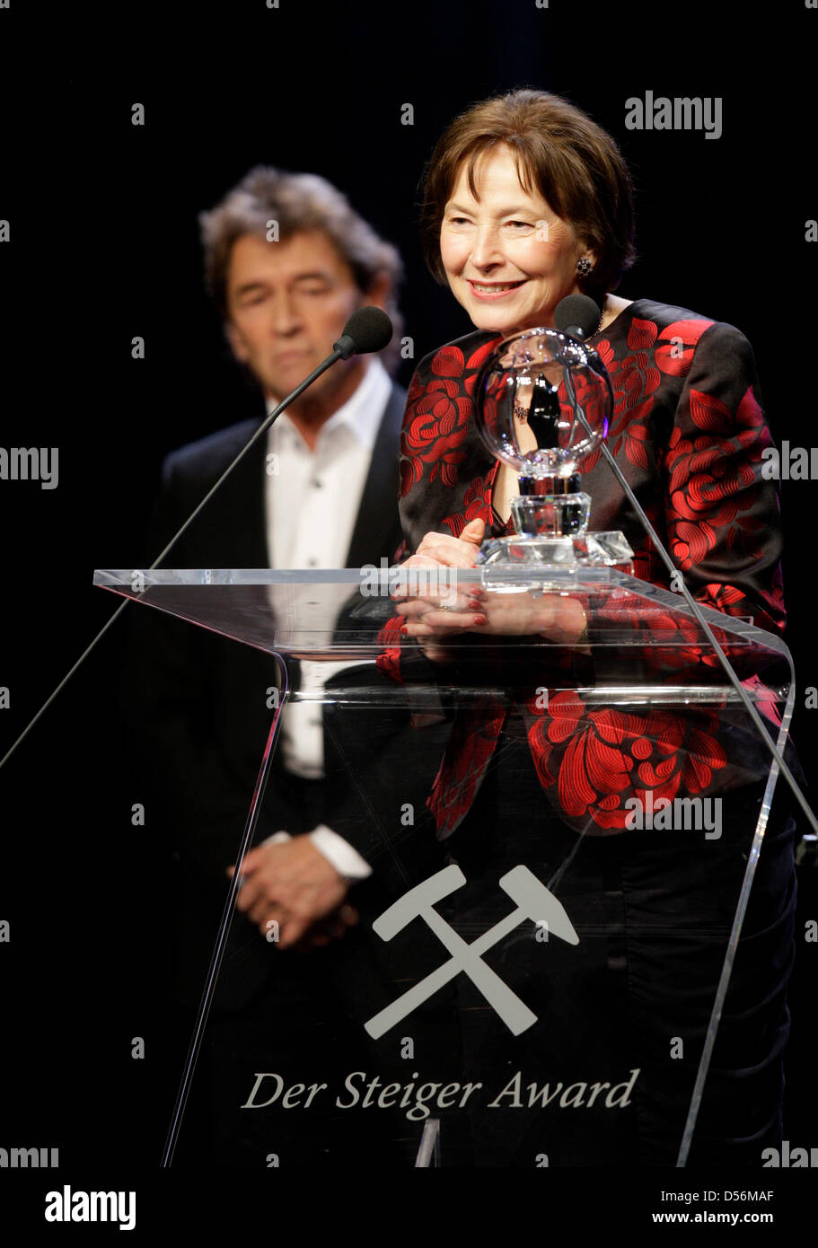 Eva Luise Koehler (R), wife of German President Horst Koehler, delivers ...