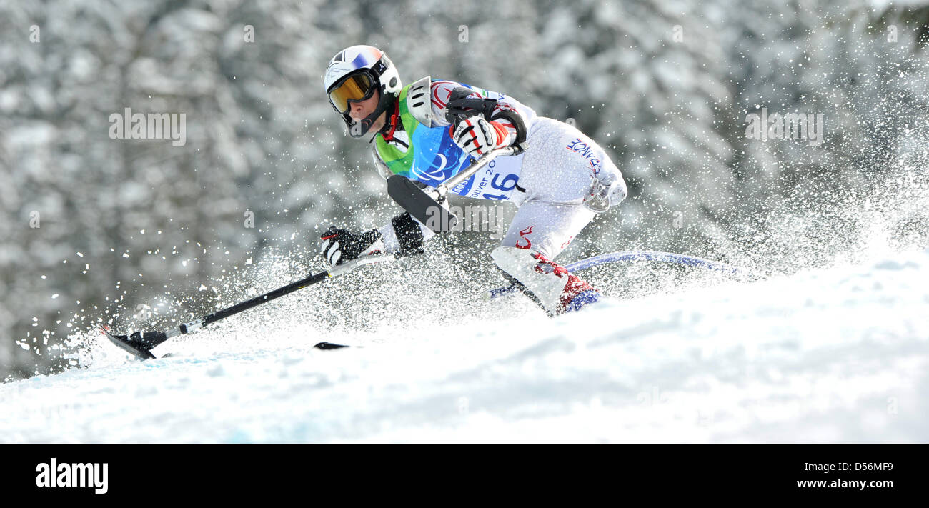 French Laurent CaulFuty in action during the standing slalom