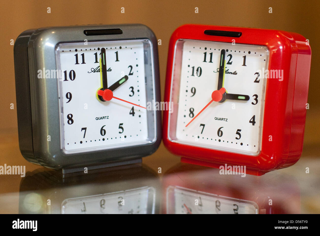 Two alarm clocks in Eberswalde, Germany, 26 March 2010. Daylight saving time starts in Germany on 28 March. Clocks are advanced by one hour from 1 a.m. (GMT) to 2 a.m. (GMT). Photo: Patrick Pleul Stock Photo