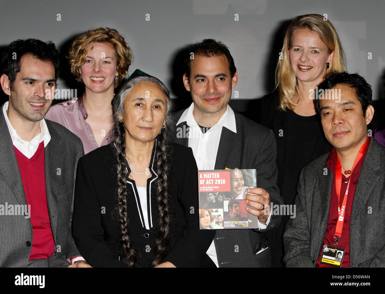 Princess Mabel of the Netherlands (2nd R) poses with human right activists who are nominated for the two Amnesty International Awards 'Gouden Vlinder' of the 'Movies that Matter' festival held at the 'Filmhouse' in The Hague, Netherlands, 27 March 2010. The Movies that Matter festival is a platform for documentaries and movies that stir the debate about human rights and human digni Stock Photo