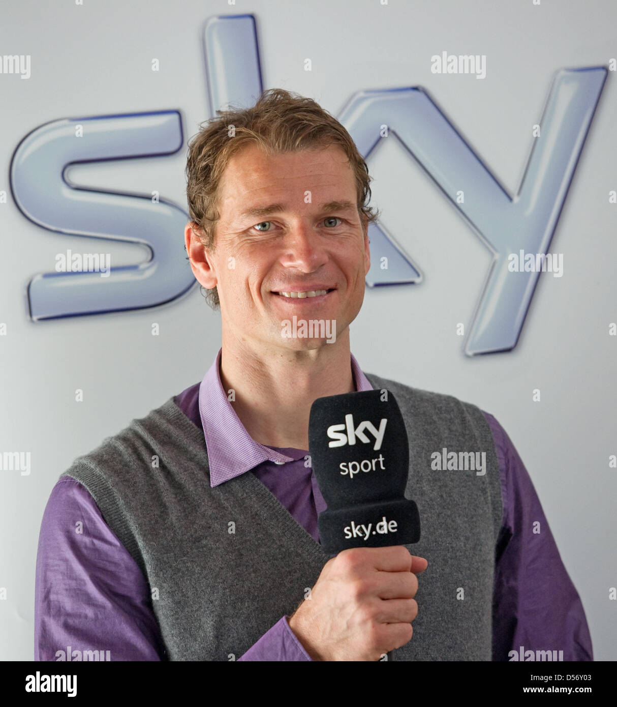 German goalie Jens Lehmann smiles during a press conference of German pay TV stattion 'sky' in Stuttgart, Germany, 30 March 2010. Former natinal goalkeeper Jens Lehmann, currently playing for German Bundesliga club VfB Stuttgart, announced on 30 March 2010 at a press conference he will end his career when Bundesliga season ends on 08 May 2010. Lehmann will serve as expert for 'sky' Stock Photo