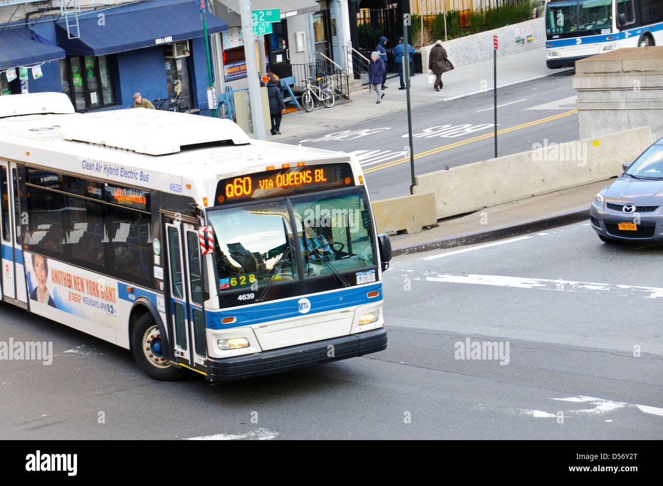 Mta bus queens hi-res stock photography and images - Alamy