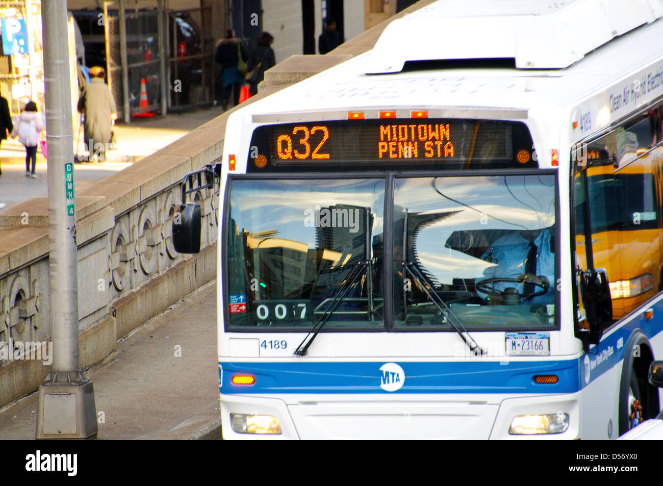 Mta Q32 Public Transportation Bus Hi res Stock Photography And Images