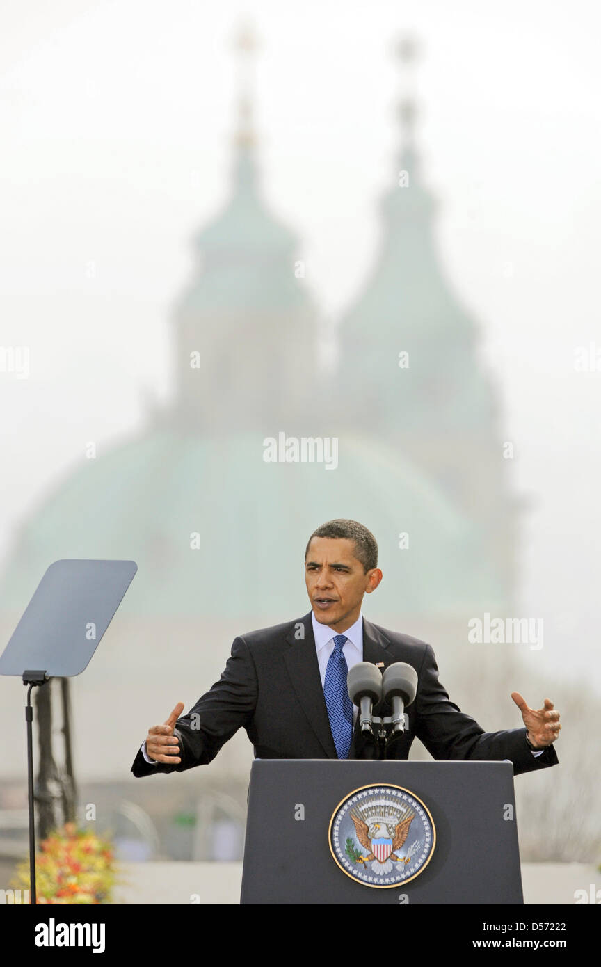 (FILE) A file picture dated 05 April 2010 of US President Barack Obama speaking on his vision of a nuclear-free world to an enthusiastic audience in Prague, Czech Republic. About one year after his widely noticed keynote speech in front of Prague Castle, Obama will meet his Russian counterpart Dmitry Medvedev in the 'Golden City' to seal a far-reaching disarmament treaty on 08 Apri Stock Photo