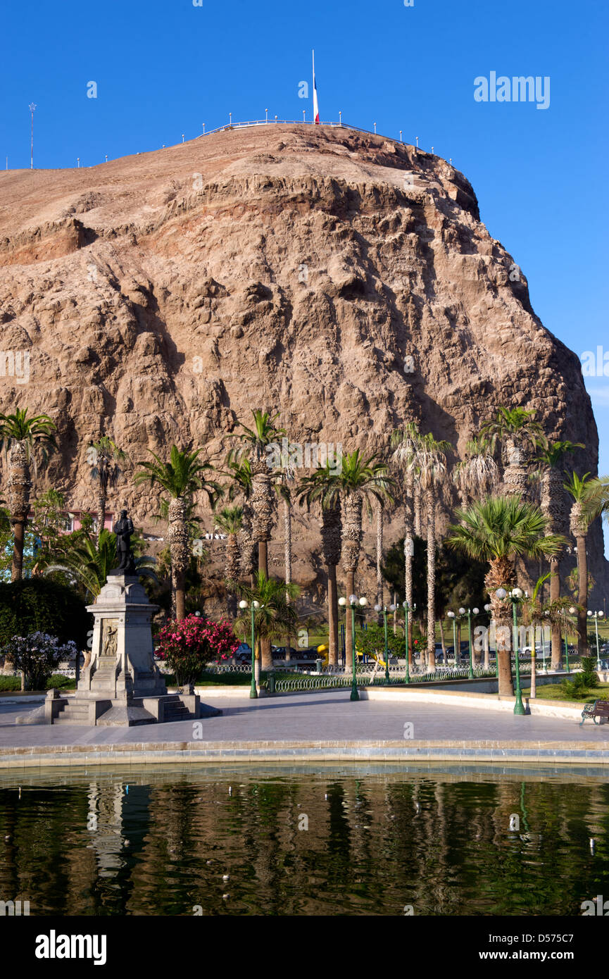 City park and cliffs overlooking Arica in Chile Stock Photo