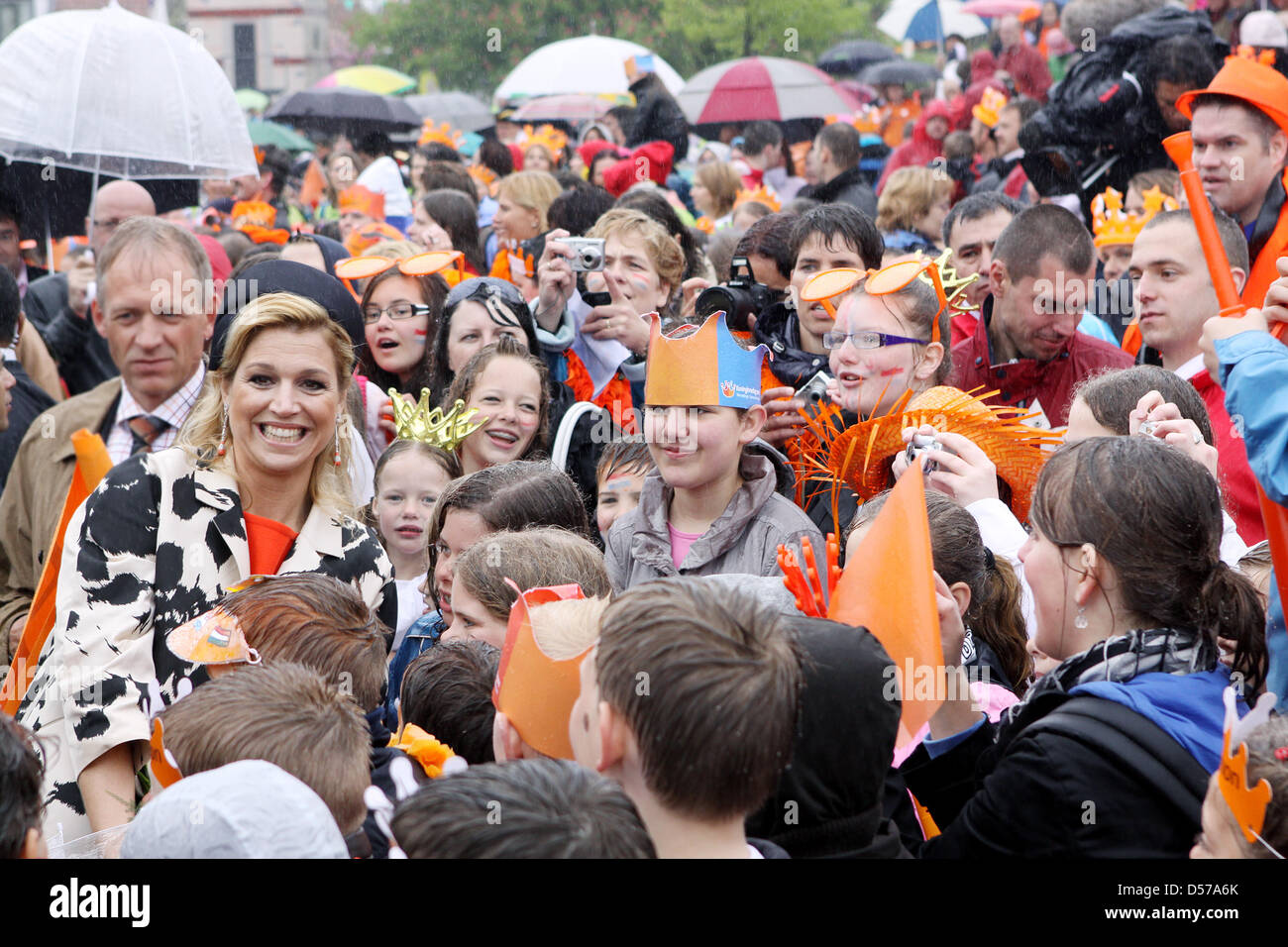 Crown Princess Maxima of the Netherlands (L) attends the celebration of ...