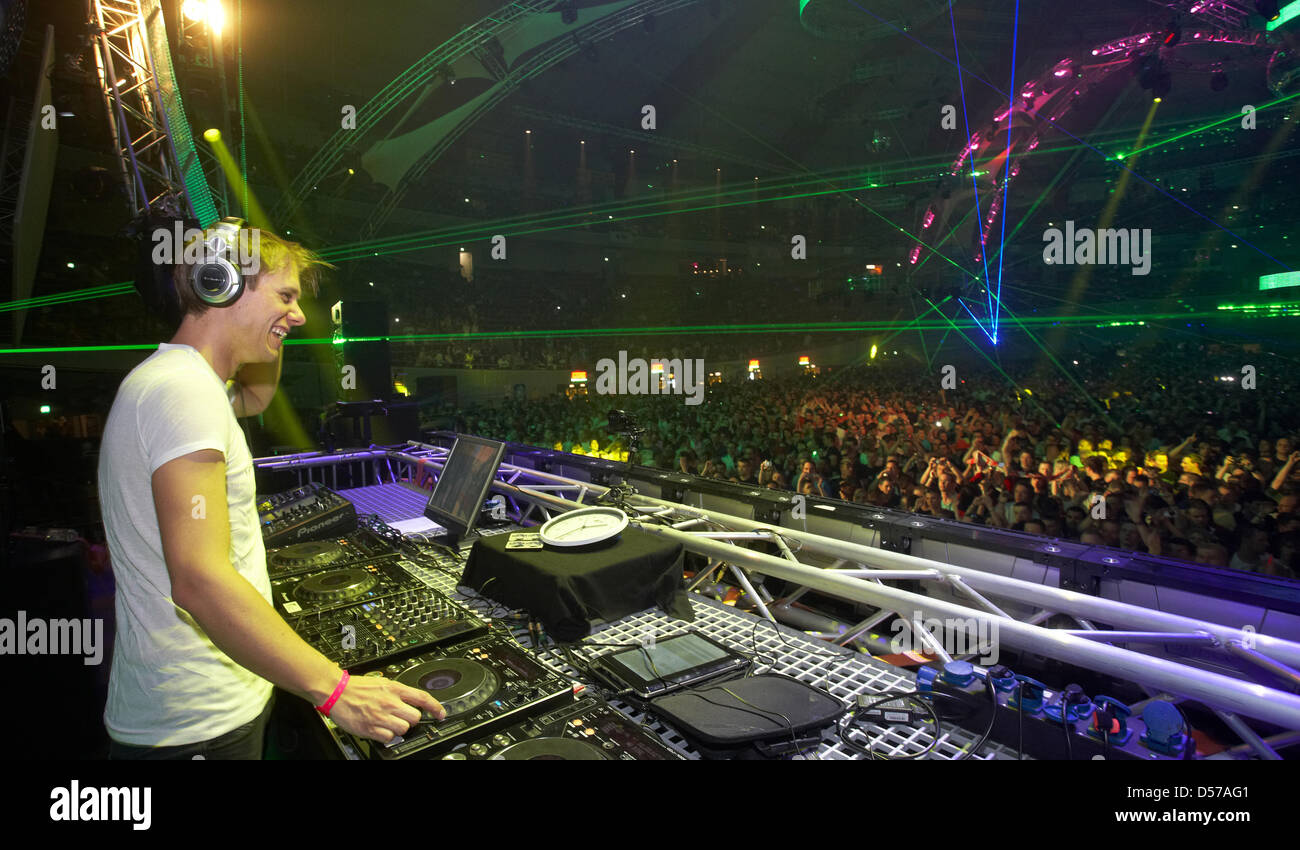 Dutch dj armin van buuren hires stock photography and images Alamy
