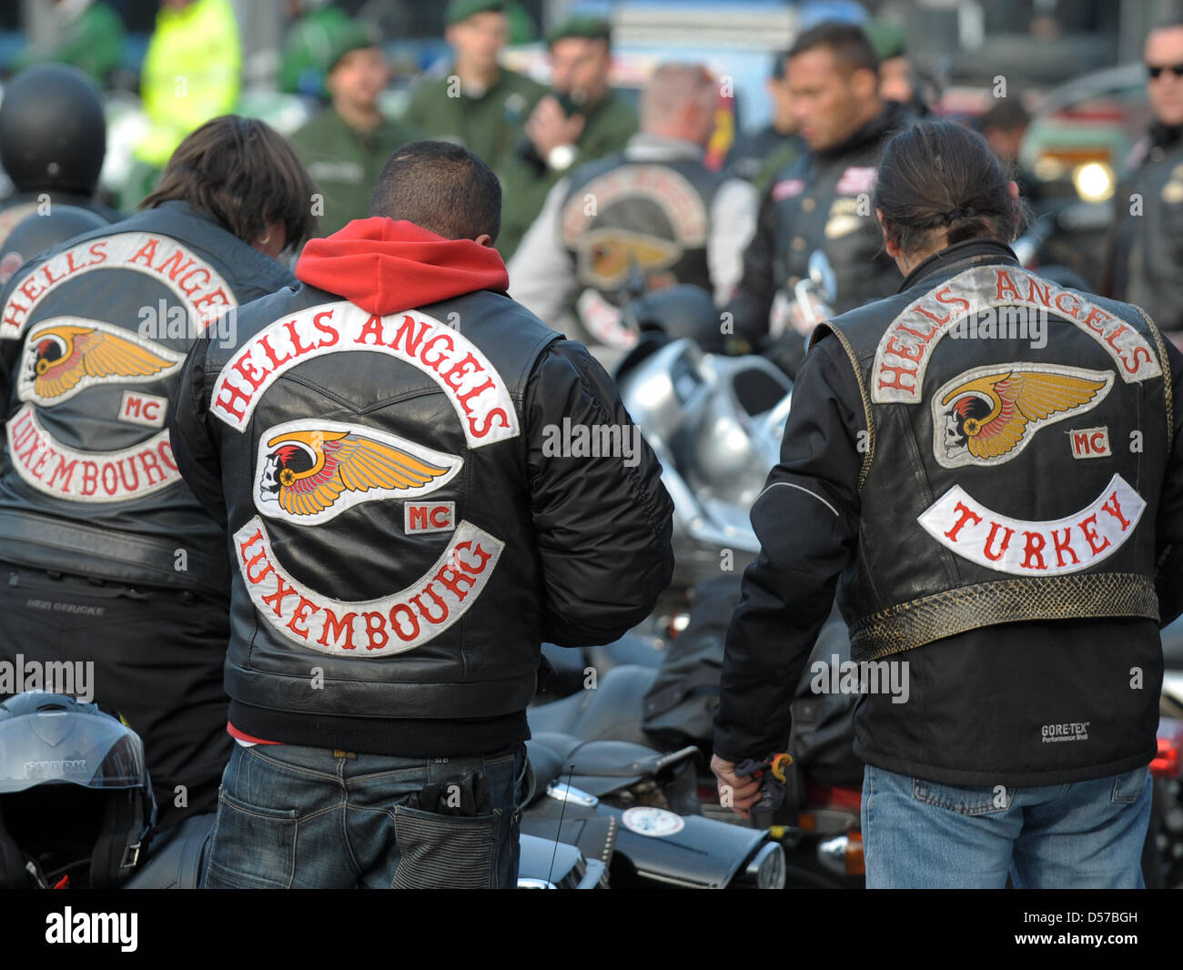 Members of motorcycle club ''Hells Angels'' gather before district ...