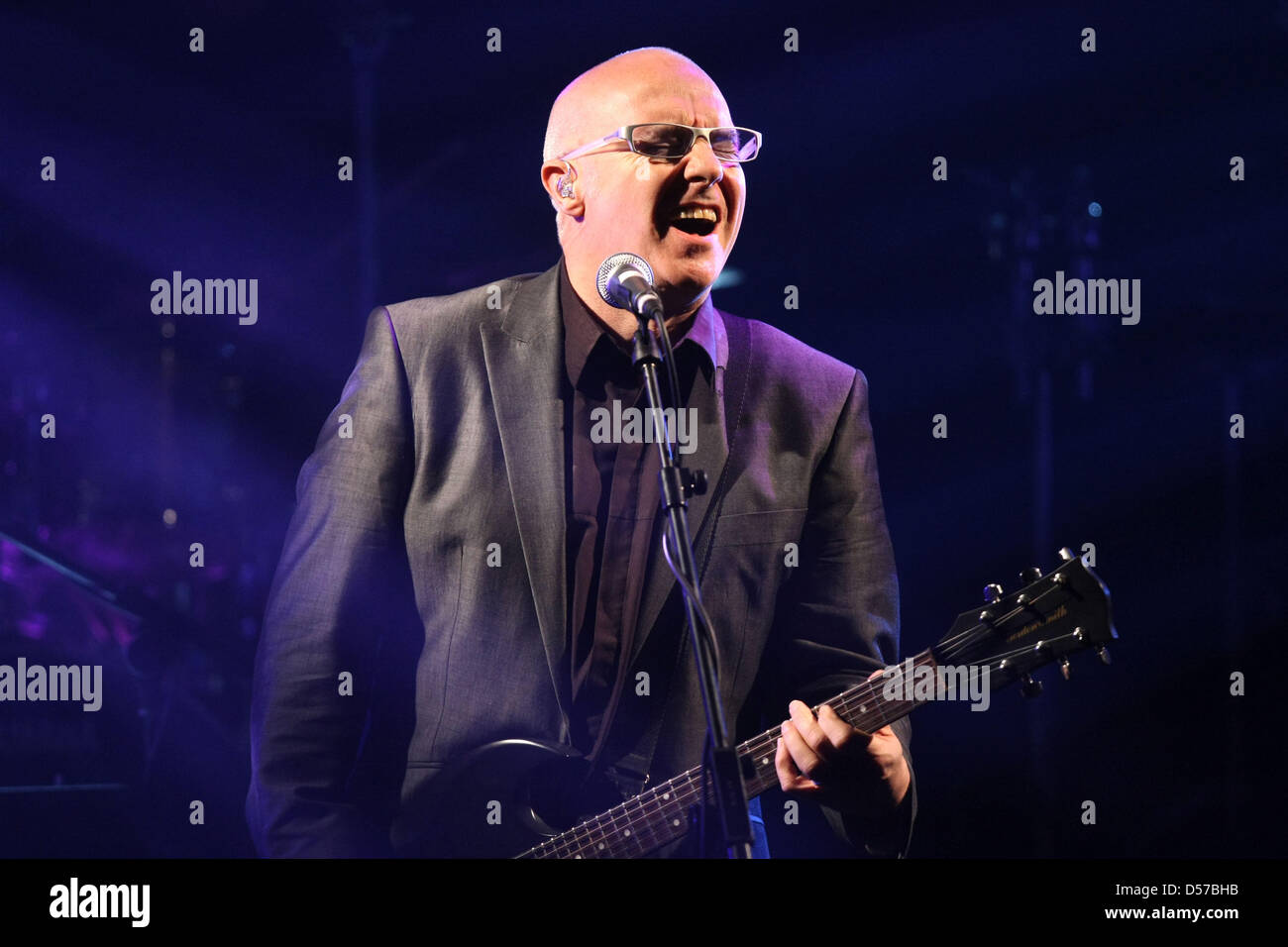 Singer Midge Ure of British band Ultravox performs on stage in Bochum ...