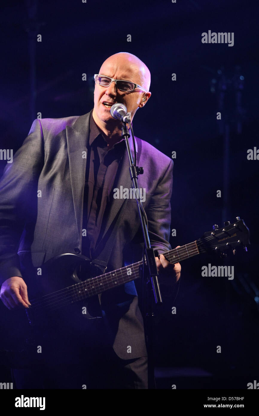 Singer Midge Ure of British band Ultravox performs on stage in Bochum ...