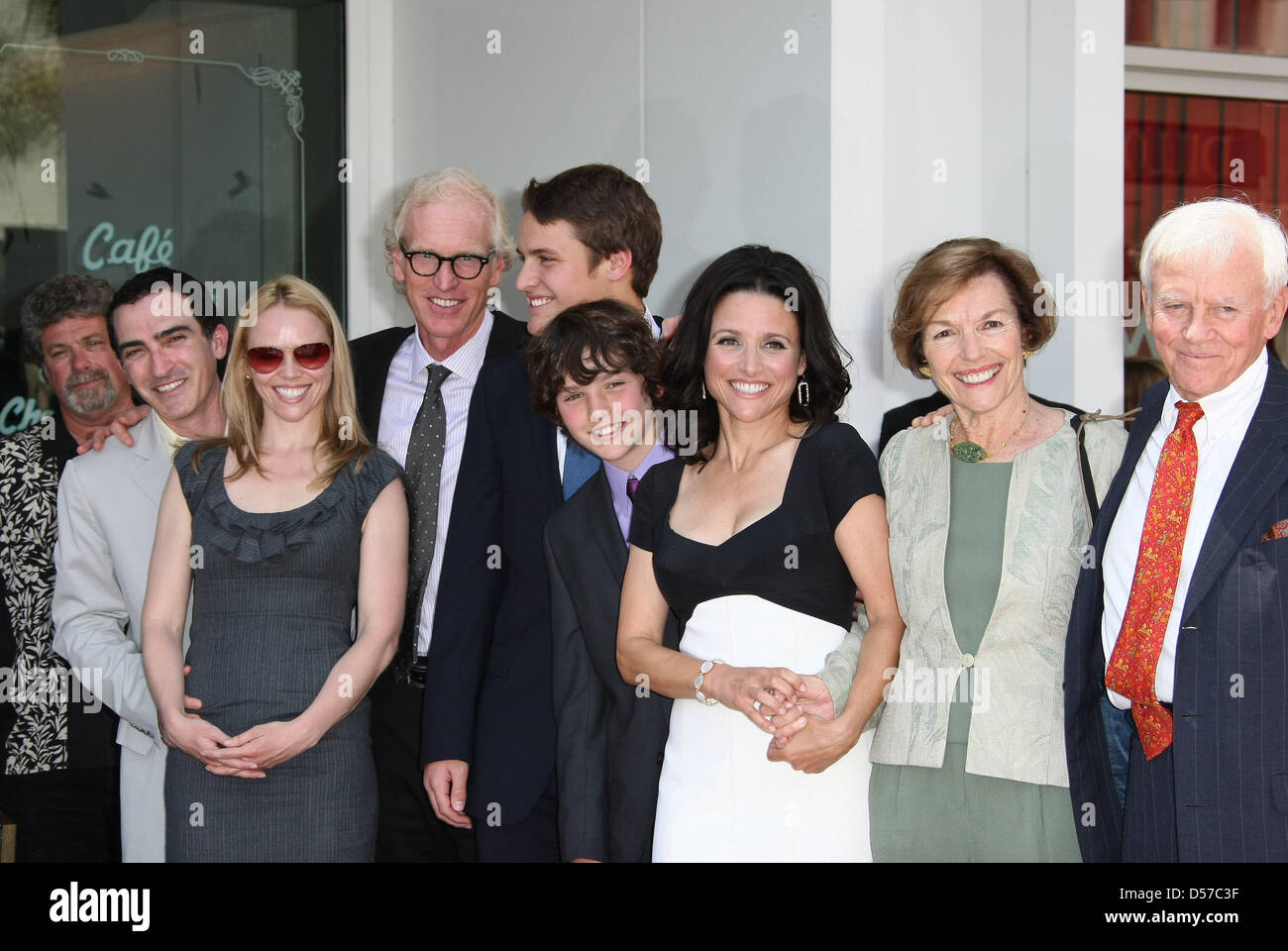 US actress Julia Louis-Dreyfus (3-R) poses with her husband Brad Hall (3-L), her sons Henry (4-L) and Charles (4-R), her parents and sister and brother-in-law as she receives her star on the Hollywood Walk of Fame during a ceremony in Los Angeles, CA, USA, 04 May 2010. Emmy Award winner Julia Louis-Dreyfus, star of 'Seinfeld' and 'The New Adventures of Old Christine' received the 2 Stock Photo
