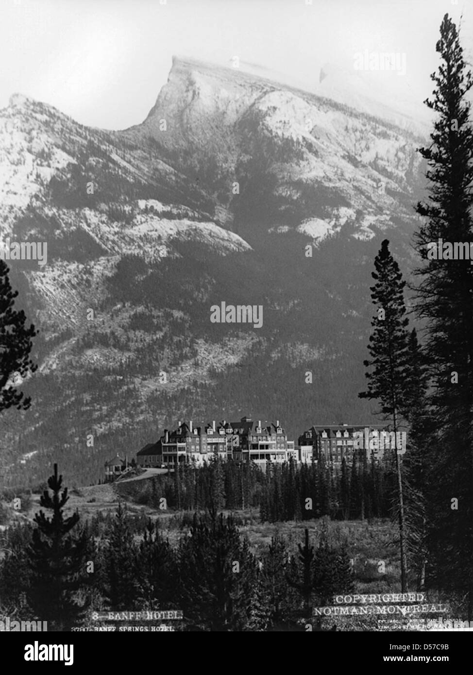 Banff springs hotel canada Black and White Stock Photos & Images - Alamy